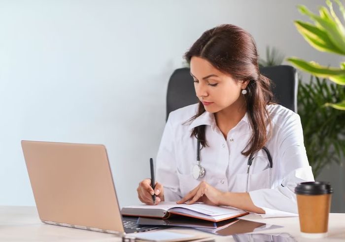 Online Courses and the Field of Medicine_ How to Further Your Education